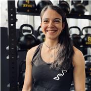 Soy entrenador personal especializado en dar clases para adultos y niños (de 7 a 12 años).